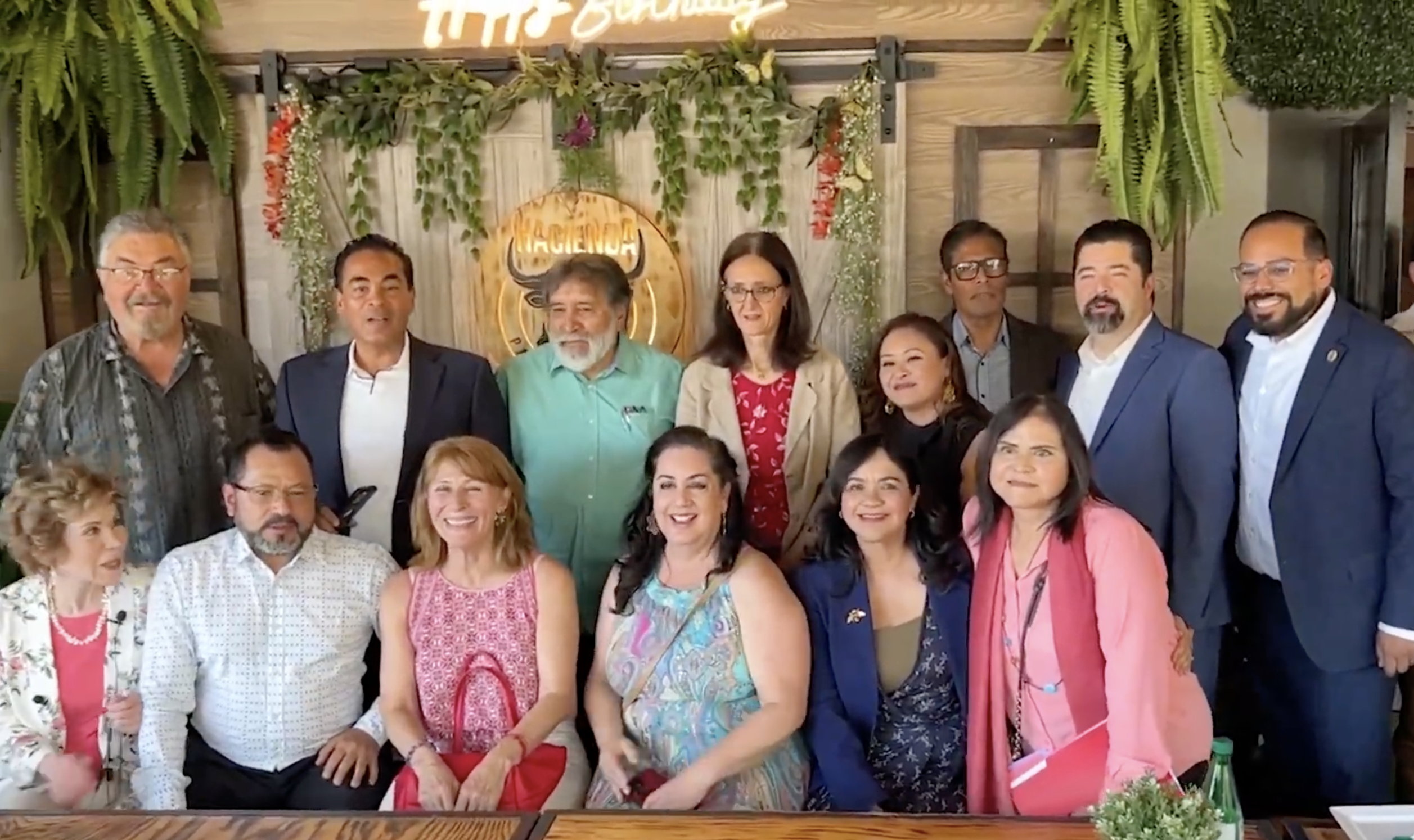 Tatiana Clouthier fortalece vínculo con migrantes en EE.UU.