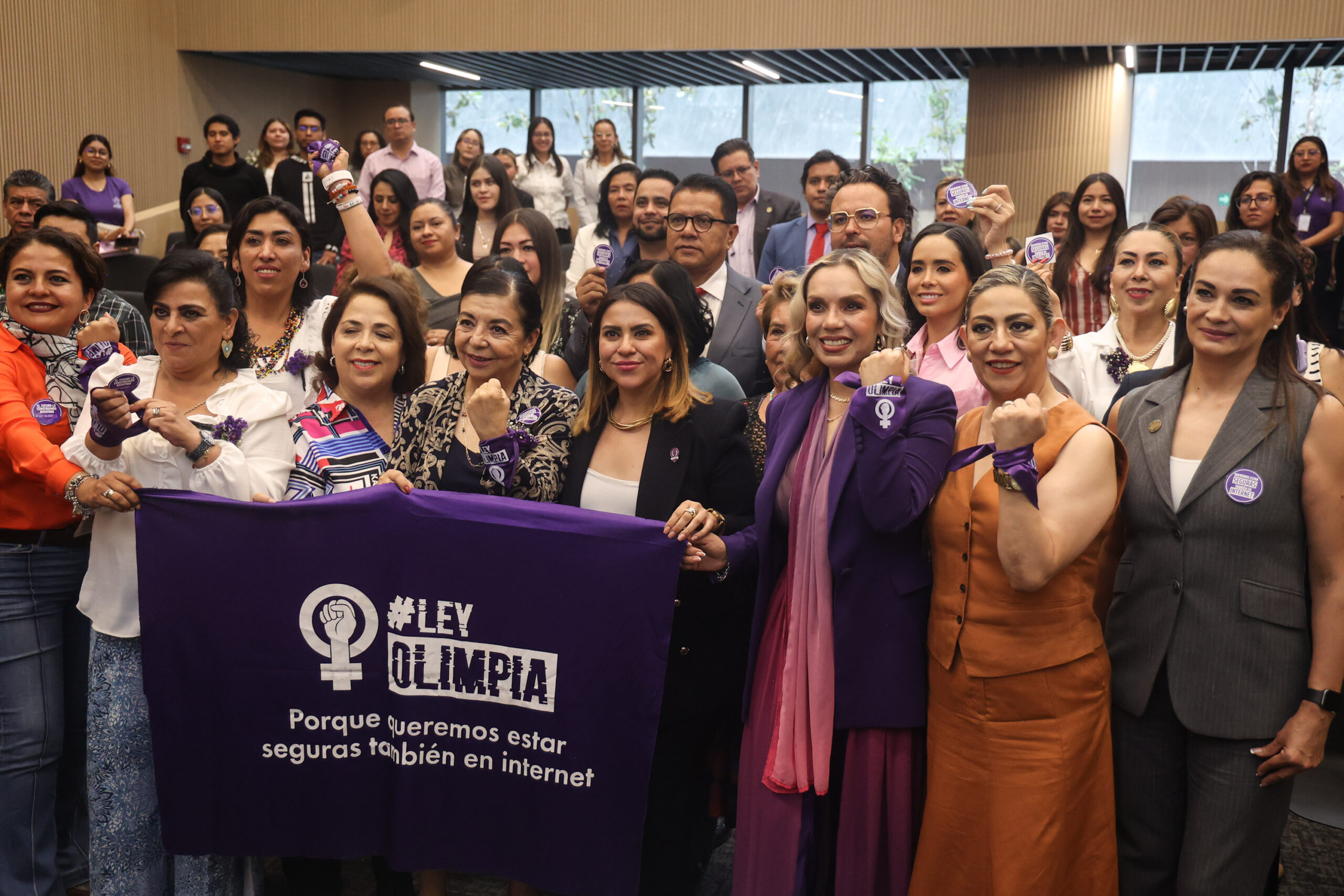 Olimpia Coral exige justicia digital en Puebla