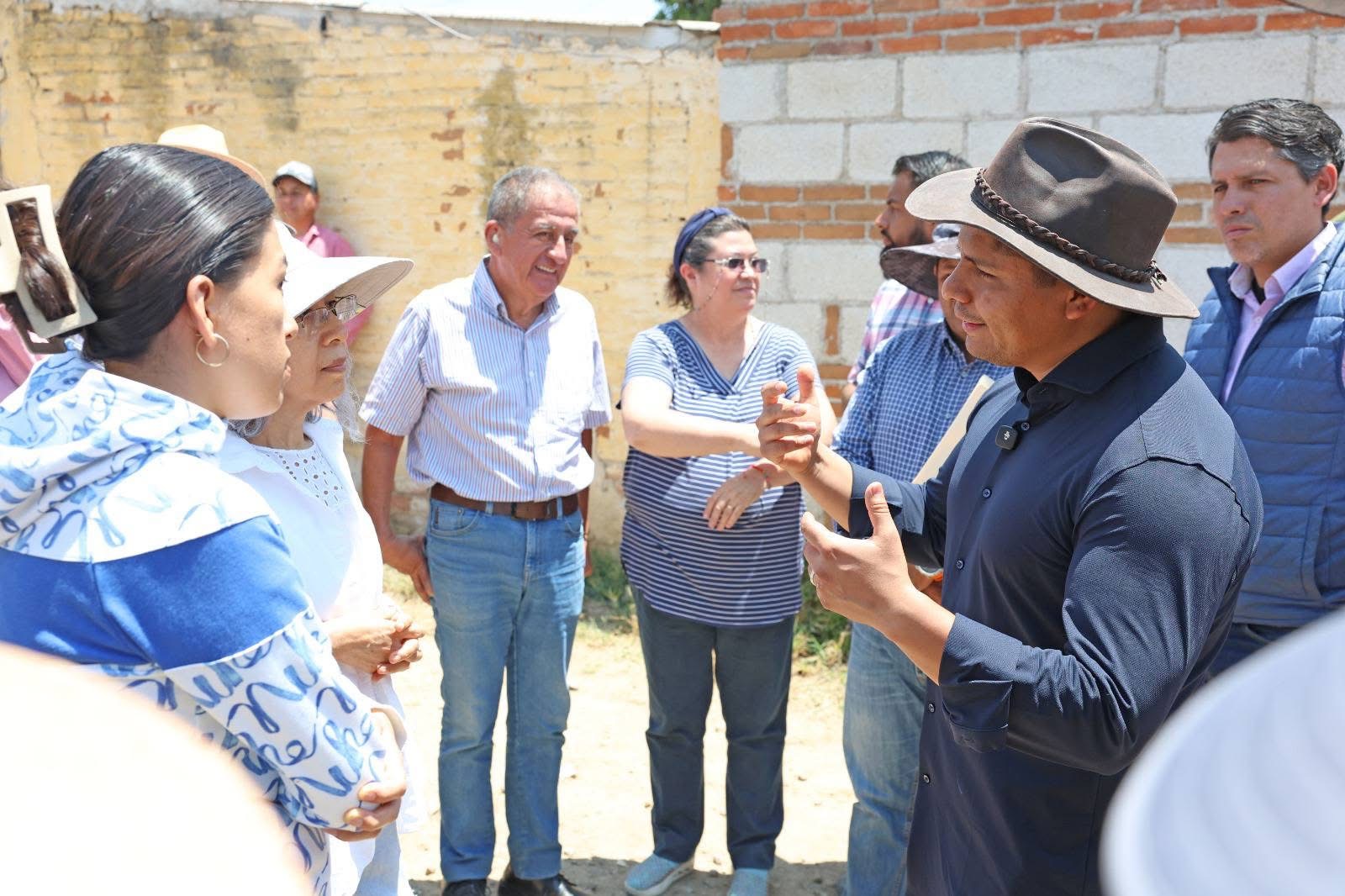 Más obras en Cuautlancingo: adoquín en Santa Cecilia