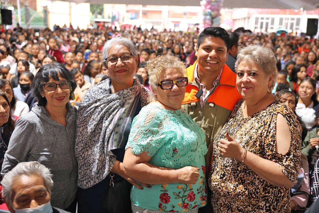Gran festejo por el día de las madres en Cuautlancingo