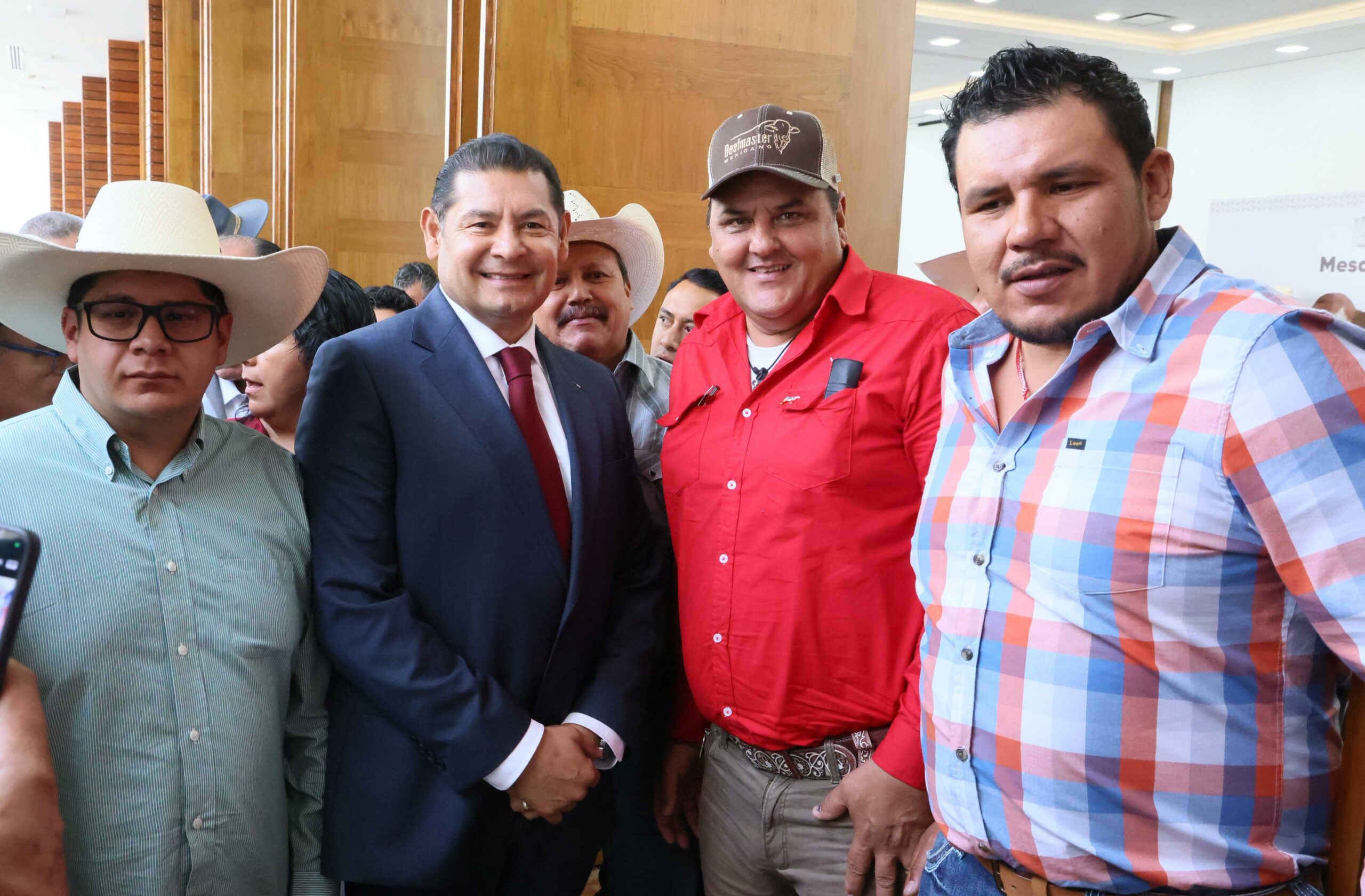 Armenta impulsa al campo sin burocracia en Puebla