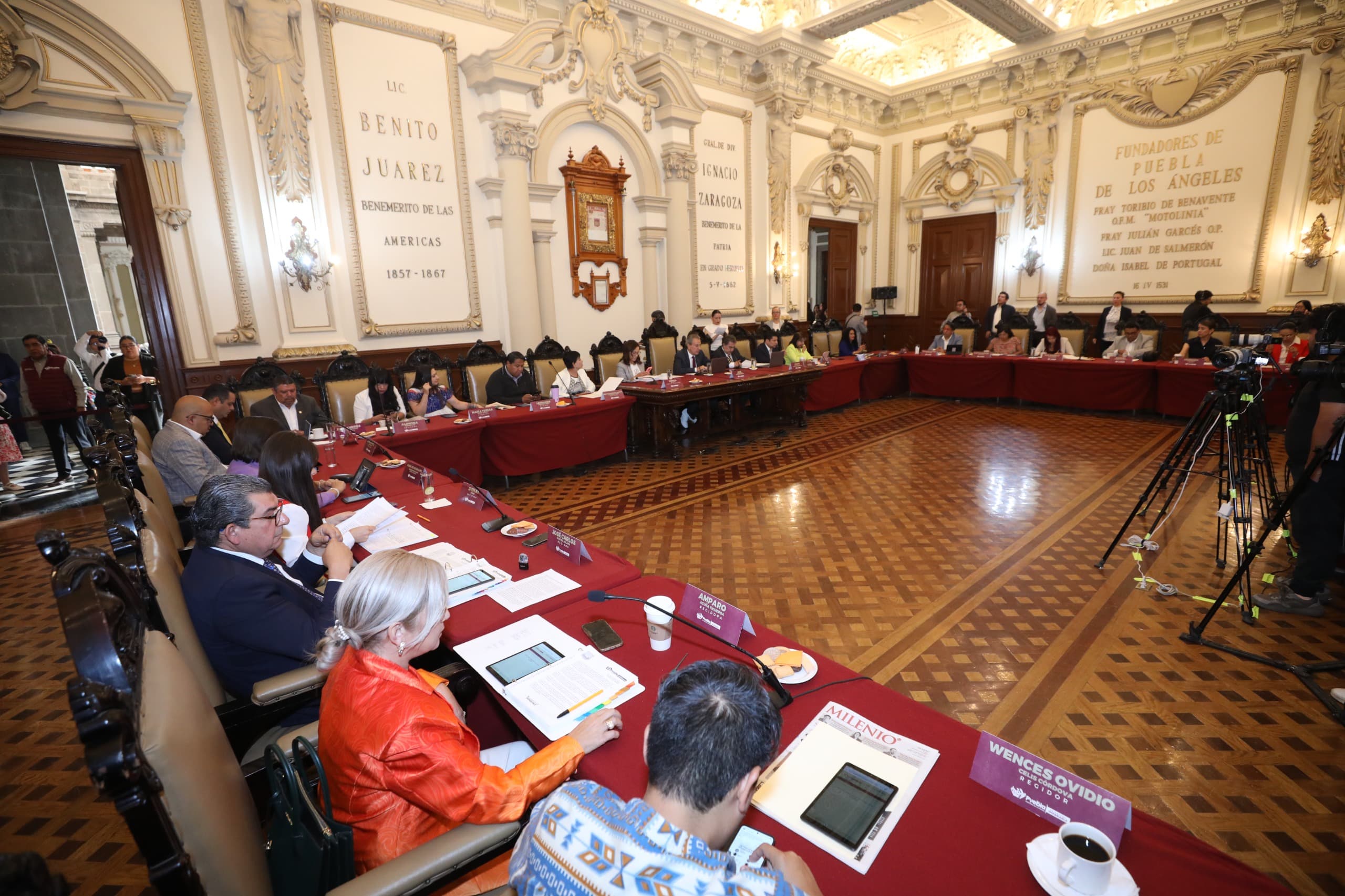 Cabildo de Puebla aprueba lineamientos de bienestar