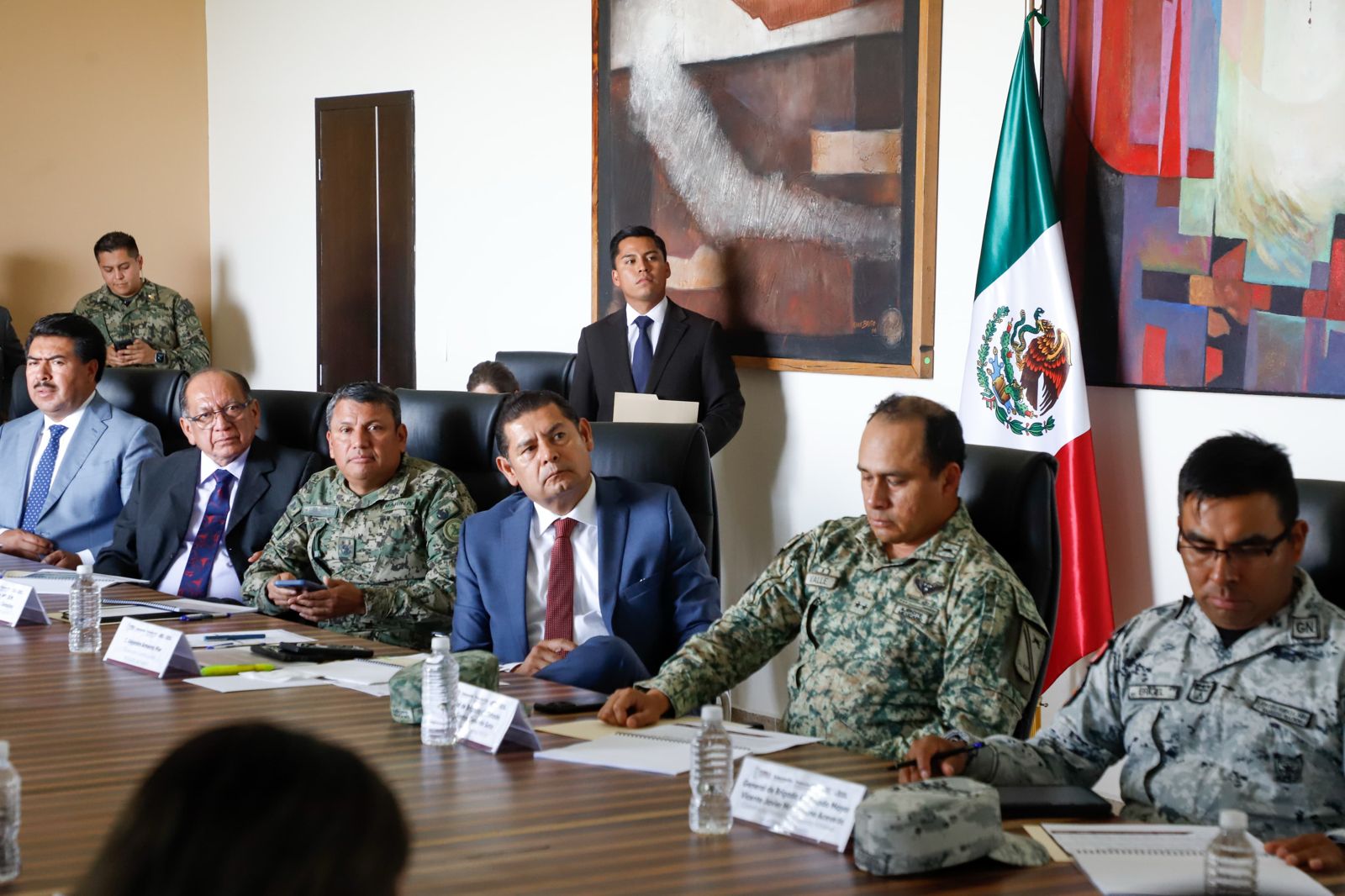 Armenta refuerza seguridad en Puebla con mando naval