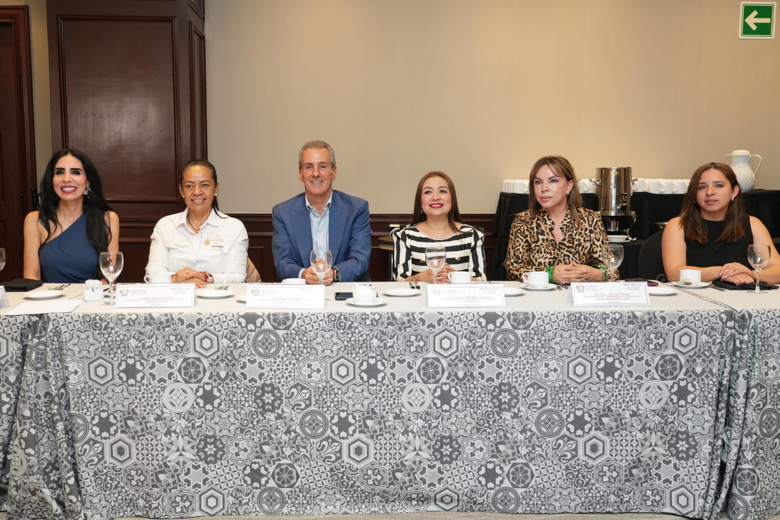 Pepe Chedraui impulsa agenda municipal en la AALMAC