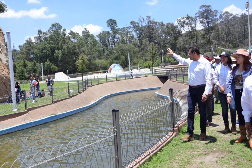 El gobierno de Puebla impulsa el rescate del Parque Flor del Bosque con cabañas ecológicas, acceso gratuito y protección a más de 350 especies.