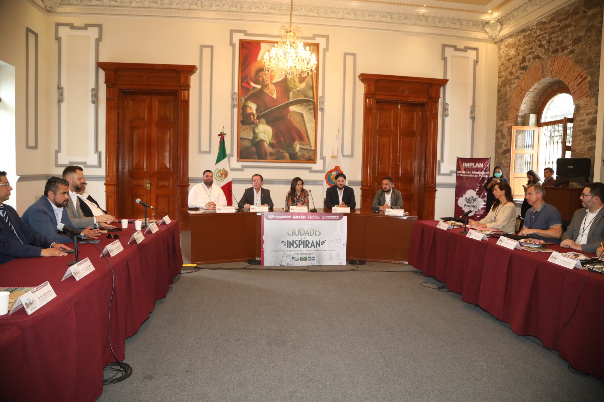 Puebla impulsa alianzas urbanas con Brasil y RD