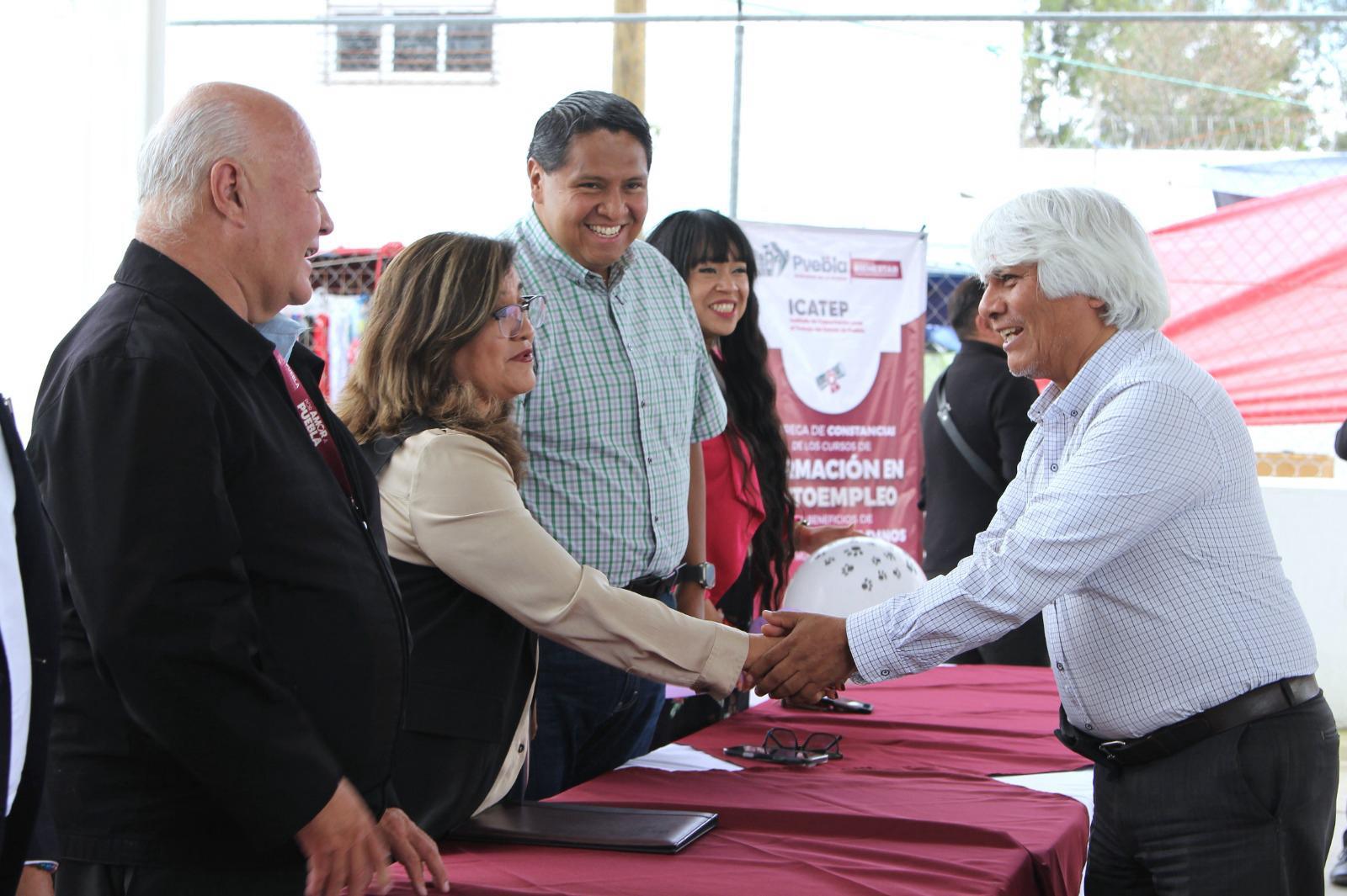 Ayuntamiento impulsa autoempleo con cursos y constancias oficiales