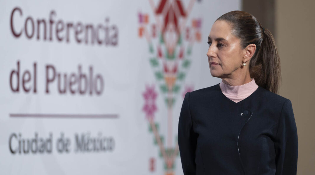 2025-10-29_Conferencia_de_prensa_matutina_-_Palacio_Nacional_25_SLE