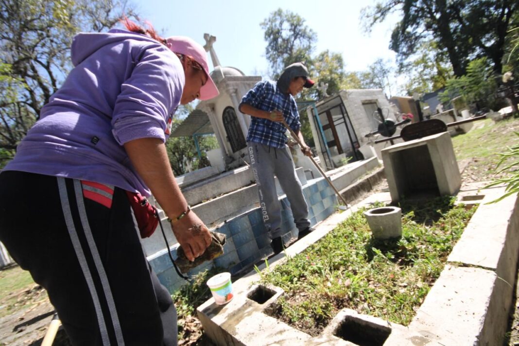 PHOTO-2025-10-31-13-00-43